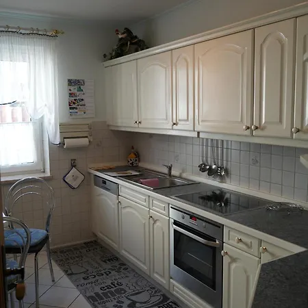 Und Gaestewohnung Volkert * Borna
